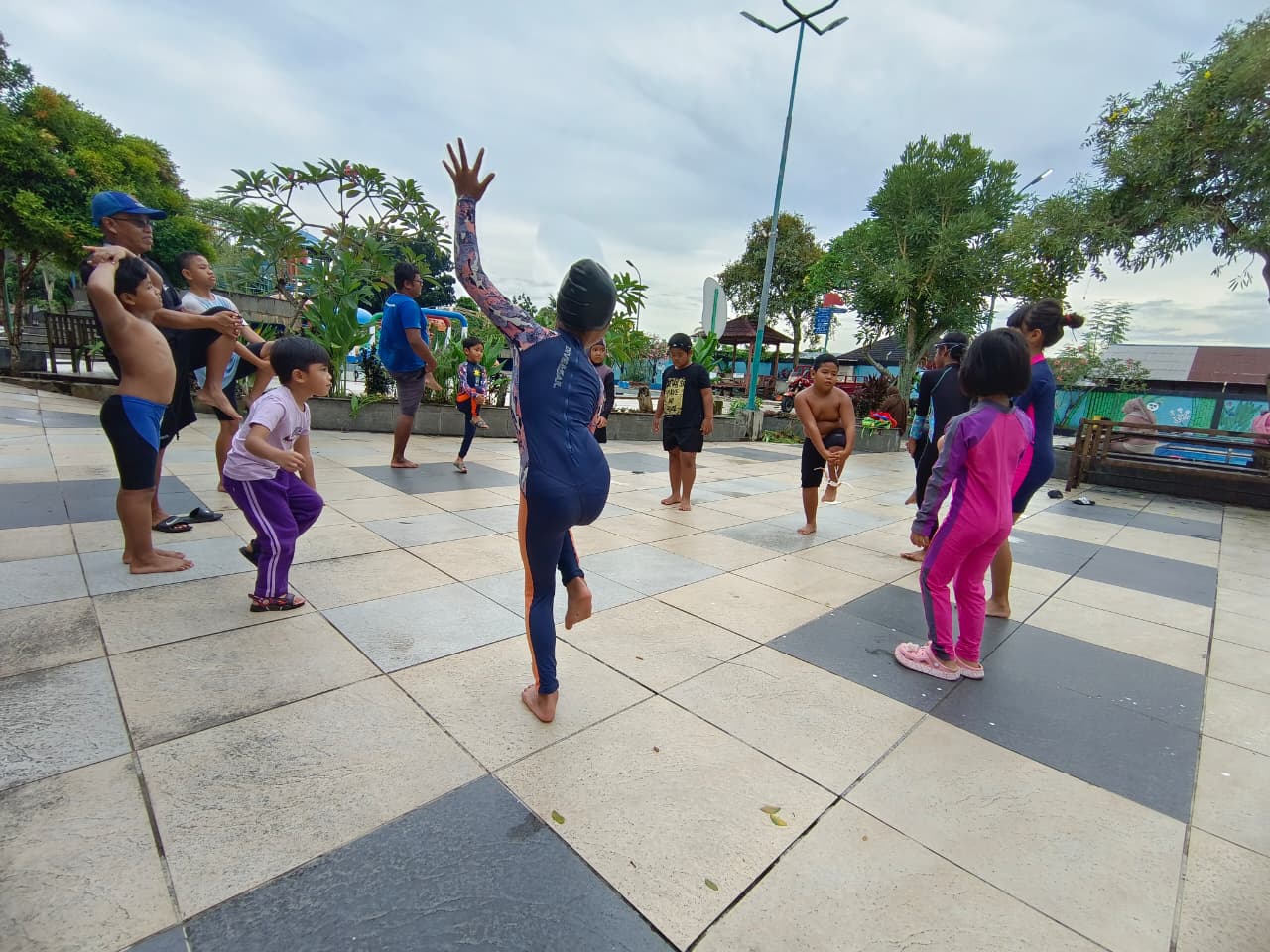 Latihan Renang Bontang