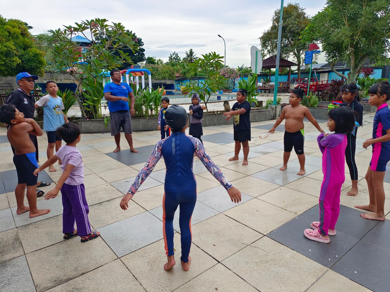 Latihan Renang Bontang